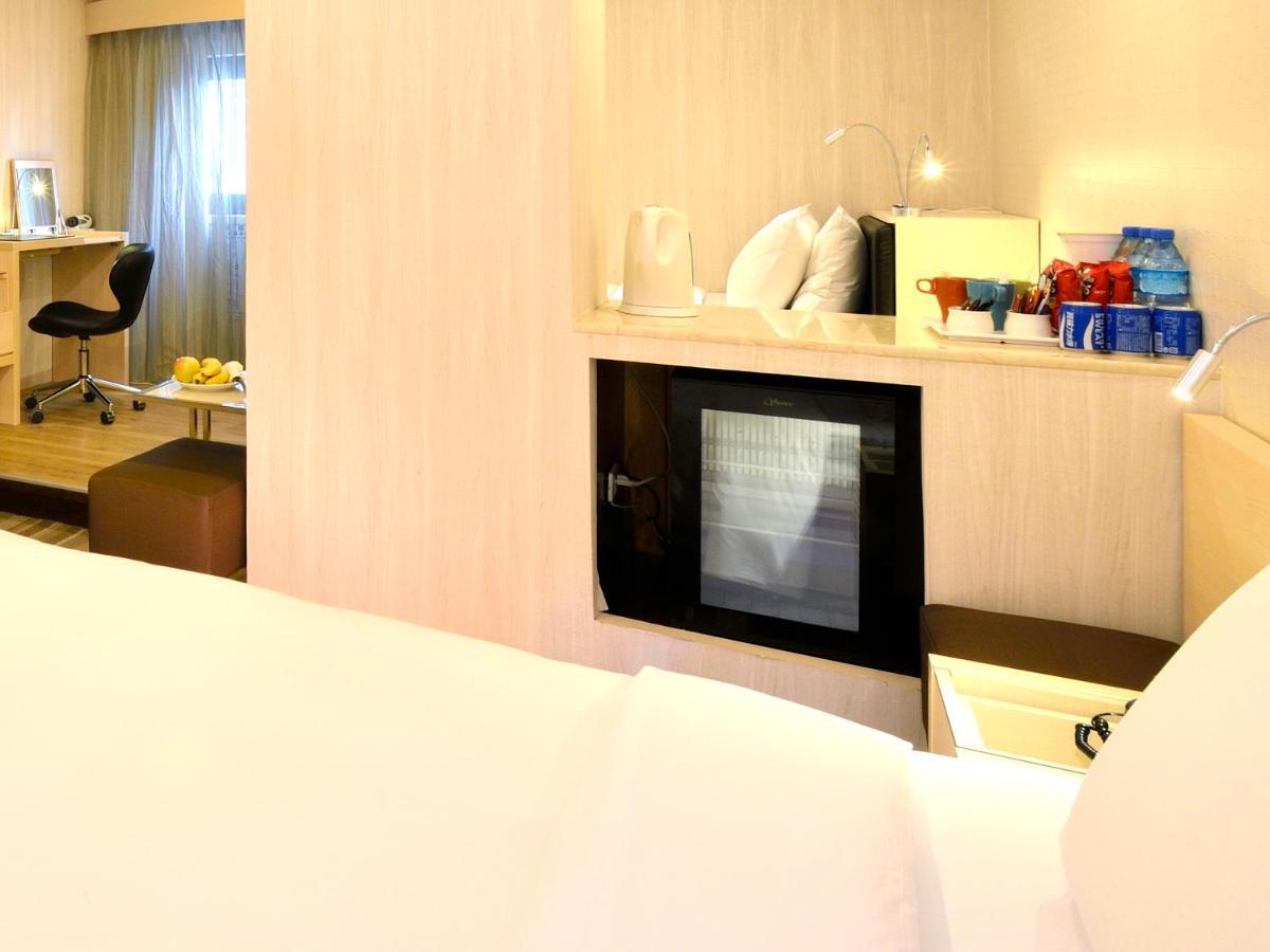 Yomi Hotel - Shuanglian Mrt Tchaj-pej Exteriér fotografie