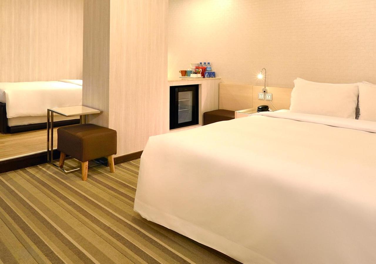 Yomi Hotel - Shuanglian Mrt Tchaj-pej Exteriér fotografie